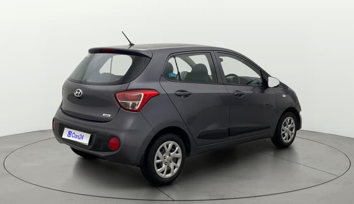 2018 Hyundai Grand i10 MAGNA AT 1.2 KAPPA VTVT, Petrol, Automatic, 29,891 km, Right Back Diagonal