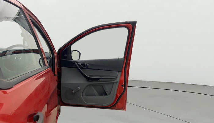 2017 Tata TIGOR XE PETROL, Petrol, Manual, 6,204 km, RHS Front Door