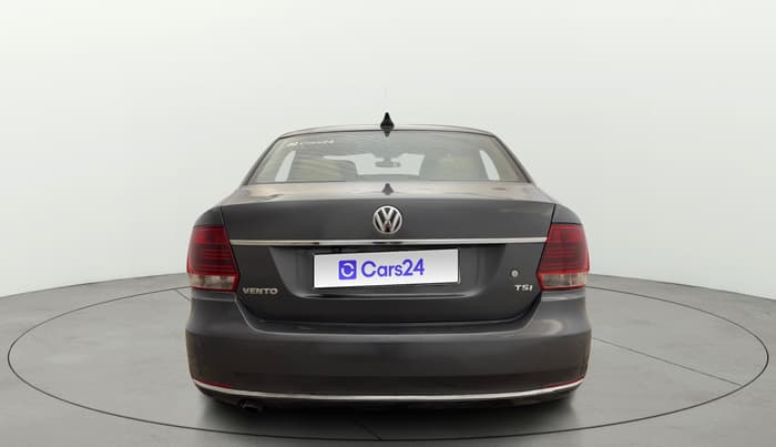 2017 Volkswagen Vento HIGHLINE PETROL AT, Petrol, Automatic, 1,19,776 km, Back/Rear