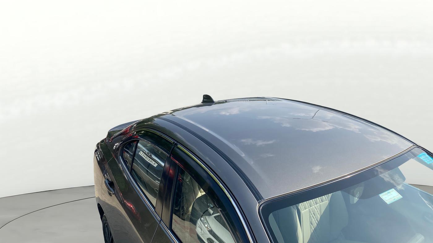 2025 Maruti Dzire ZXi AMT, Petrol, Automatic, 9,107 km, Roof
