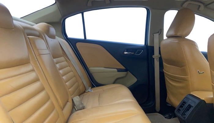 2017 Honda City 1.5L I-VTEC V MT, Petrol, Manual, 79,288 km, Right Side Rear Door Cabin