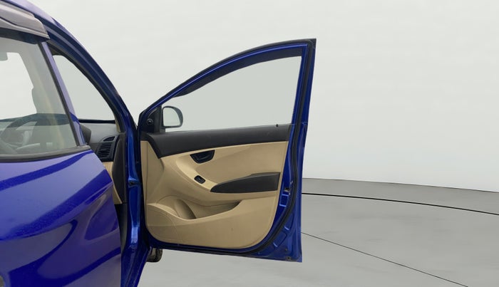 2014 Hyundai Eon MAGNA +, Petrol, Manual, 1,09,021 km, RHS Front Door