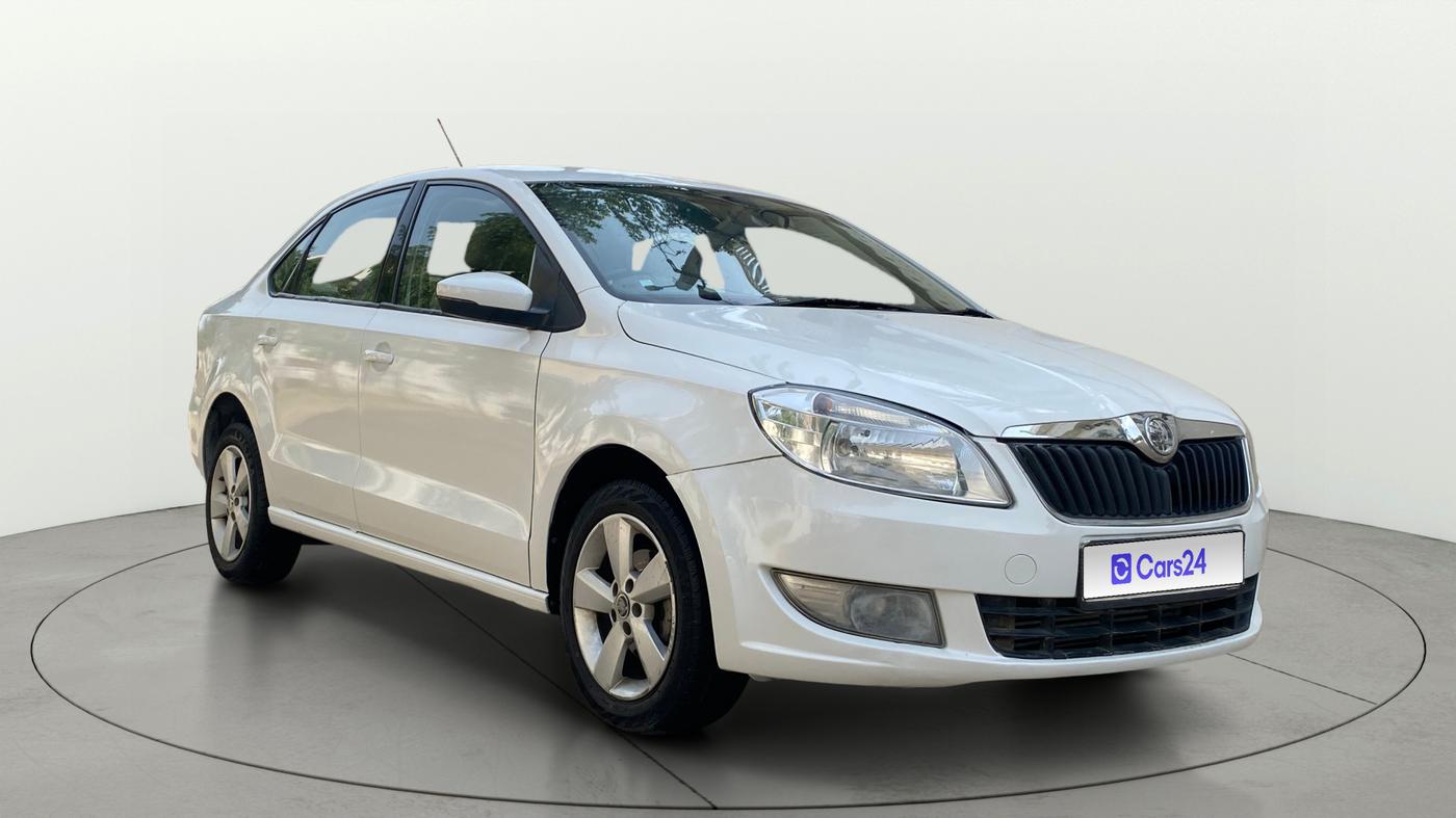 2015 Skoda Rapid AMBITION 1.5 TDI, Diesel, Manual, 80,270 km, Right Front Diagonal