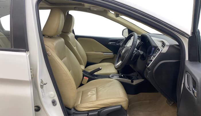 2017 Honda City 1.5L I-VTEC ZX CVT, Petrol, Automatic, 58,697 km, Right Side Front Door Cabin