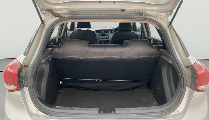 2019 Hyundai Elite i20 MAGNA PLUS 1.2, Petrol, Manual, 67,495 km, Boot Open Zoomed View