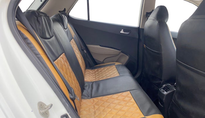 2019 Hyundai Grand i10 SPORTZ 1.2 KAPPA VTVT, Petrol, Manual, 48,753 km, Right Side Rear Door Cabin