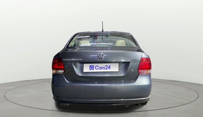 2013 Volkswagen Vento COMFORTLINE 1.6, Petrol, Manual, 83,663 km, Back/Rear