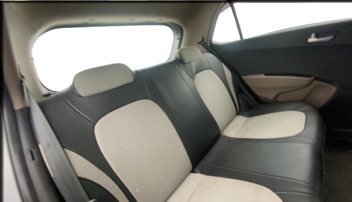 2019 Hyundai Grand i10 SPORTZ 1.2 KAPPA VTVT, Petrol, Manual, 52,441 km, Right Side Rear Door Cabin