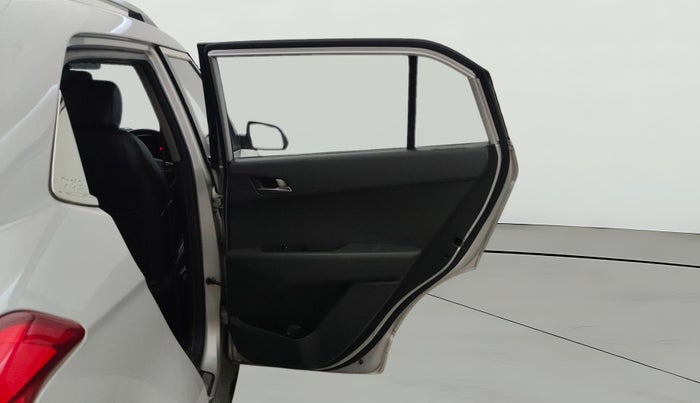 2016 Hyundai Creta SX PLUS AT 1.6 PETROL, Petrol, Automatic, 69,207 km, RHS Rear Door