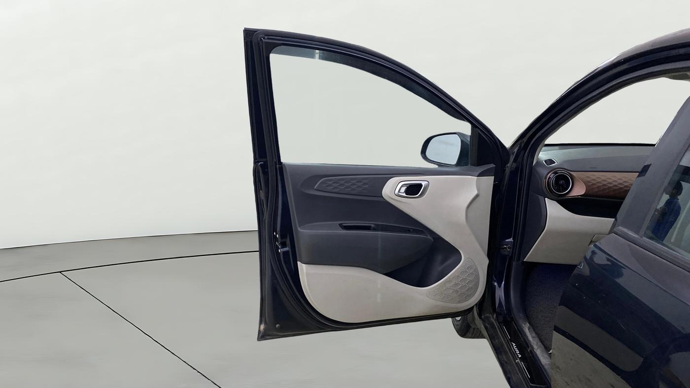 2023 Hyundai AURA SX 1.2 CNG, CNG, Manual, 31,633 km, LHS Front Door