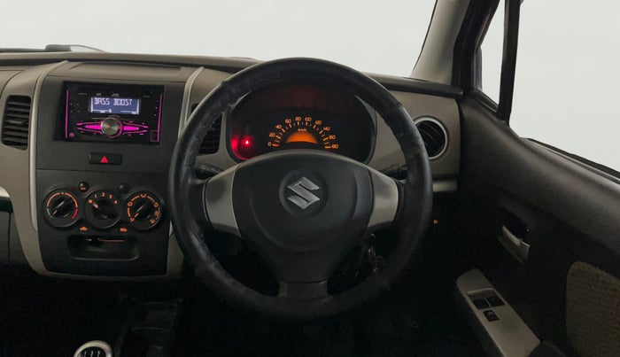2015 Maruti Wagon R 1.0 LXI, Petrol, Manual, 40,726 km, Steering Wheel Close Up