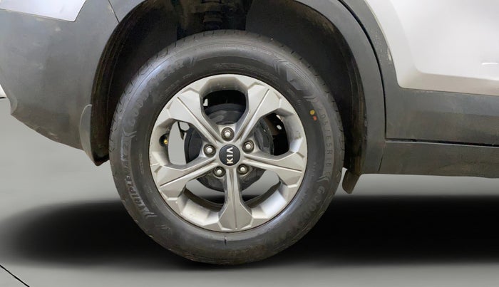 2020 KIA SELTOS HTK PLUS 1.5, Petrol, Manual, 70,739 km, Right Rear Wheel