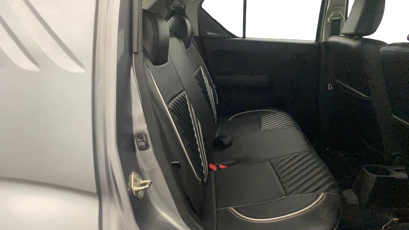 2020 Maruti IGNIS SIGMA 1.2, Petrol, Manual, 25,307 km, Right Side Rear Door Cabin