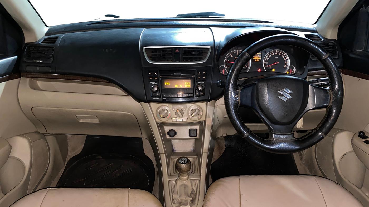 2017 Maruti Swift Dzire VDI, Diesel, Manual, 1,34,543 km, Dashboard