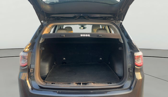 2018 Jeep Compass LIMITED 2.0 DIESEL, Diesel, Manual, 1,06,555 km, Boot Open Zoomed View