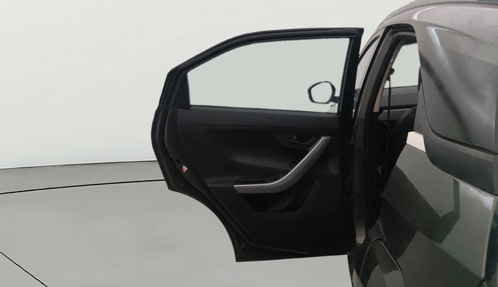 2022 Tata NEXON XM SUNROOF DIESEL, Diesel, Manual, 70,223 km, LHS Rear Door