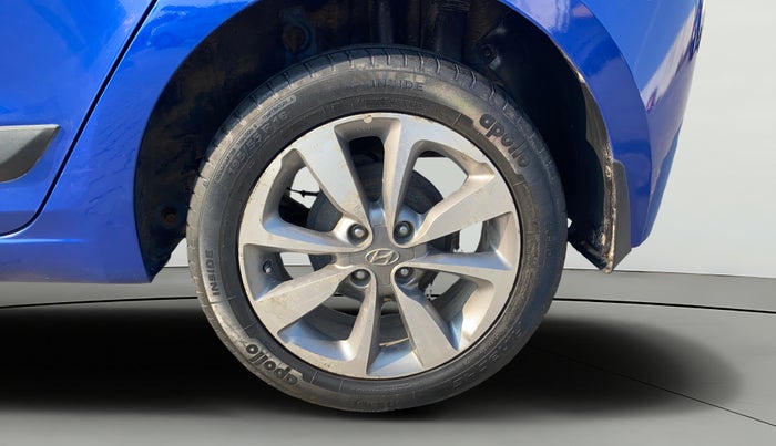2014 Hyundai Elite i20 SPORTZ 1.2 (O), Petrol, Manual, 32,073 km, Left Rear Wheel