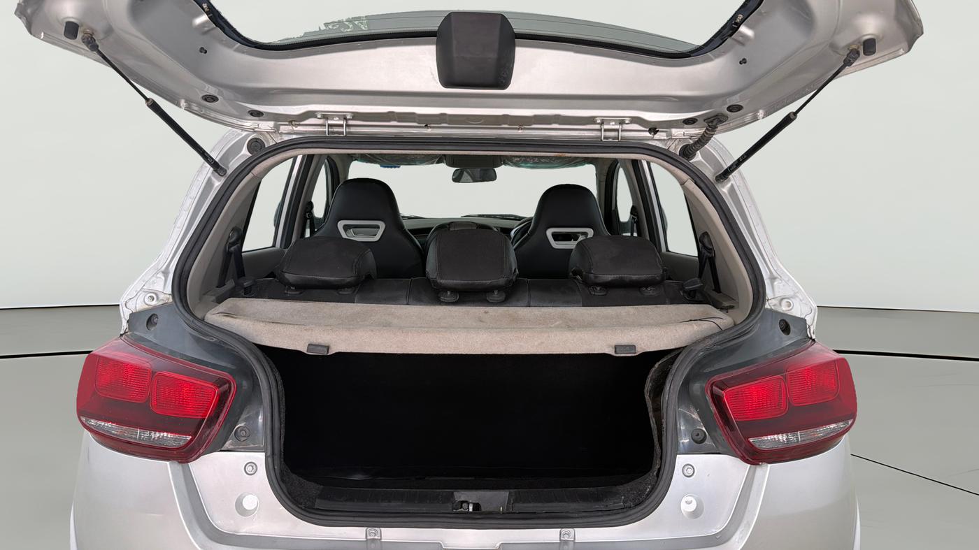 2017 Mahindra Kuv100 K8 6 STR, Petrol, Manual, 47,077 km, Boot Open Zoomed View