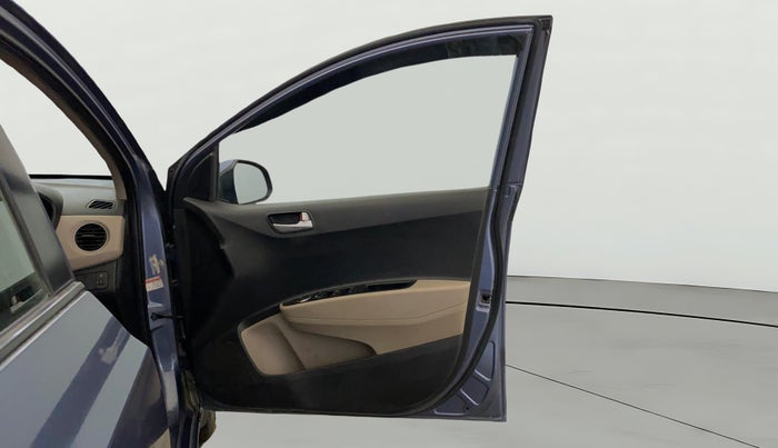 2014 Hyundai Xcent S 1.2, Petrol, Manual, 65,785 km, RHS Front Door