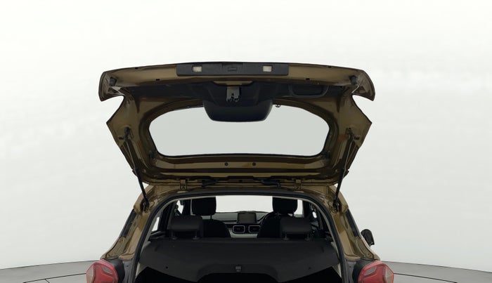 2023 Tata PUNCH CREATIVE  MT, Petrol, Manual, 42,179 km, Boot Door Open