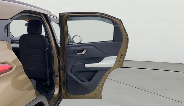 2023 Tata PUNCH CREATIVE  MT, Petrol, Manual, 42,179 km, RHS Rear Door