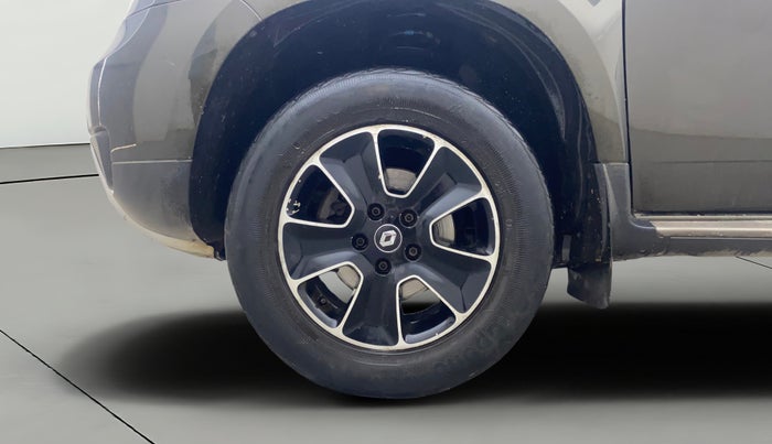 2017 Renault Duster 110 PS RXZ 4X2 AMT DIESEL, Diesel, Automatic, 73,461 km, Left Front Wheel