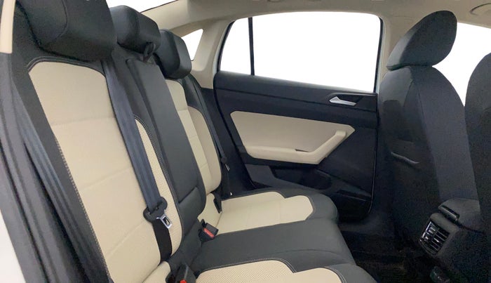 2024 Volkswagen VIRTUS TOPLINE TSI 1.0 AT, Petrol, Automatic, 6,586 km, Right Side Rear Door Cabin