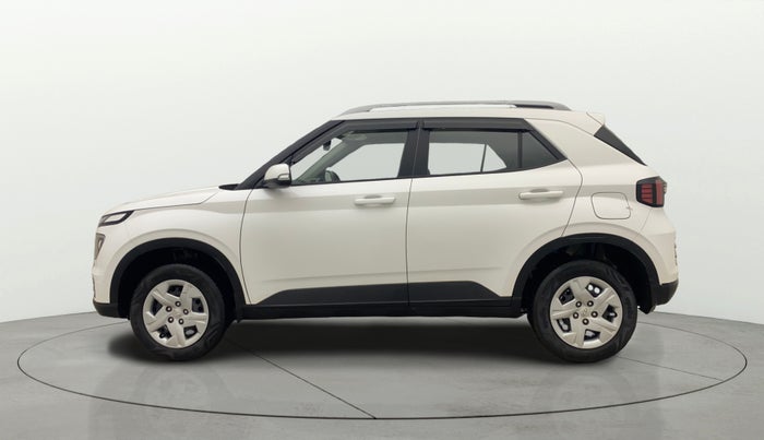 2022 Hyundai VENUE SX 1.2 PETROL, Petrol, Manual, 33,900 km, Left Side