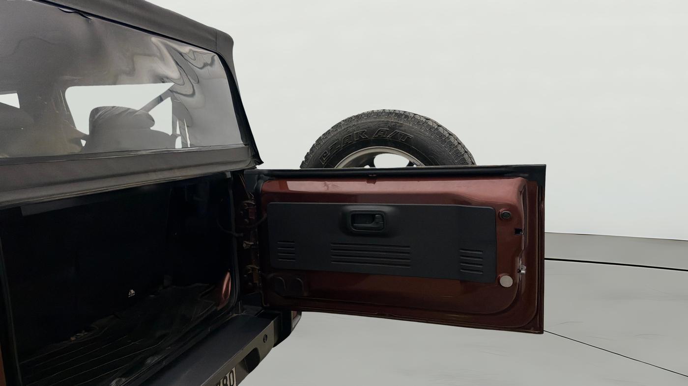 2021 Mahindra Thar LX  P 4WD AT CONVERTIBLE, Petrol, Automatic, 38,758 km, Boot Door Open