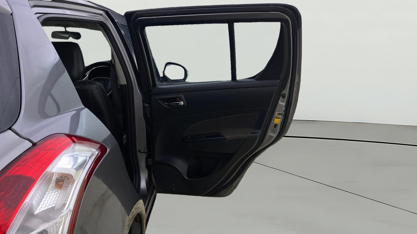 2017 Maruti Swift VXI, Petrol, Manual, 45,756 km, RHS Rear Door