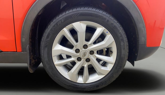 2019 Mahindra XUV300 W8 1.2 PETROL, Petrol, Manual, 58,517 km, Right Front Wheel