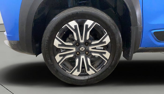 2022 Renault Kiger RXZ AMT DUAL TONE, Petrol, Automatic, 1,07,384 km, Left Front Wheel