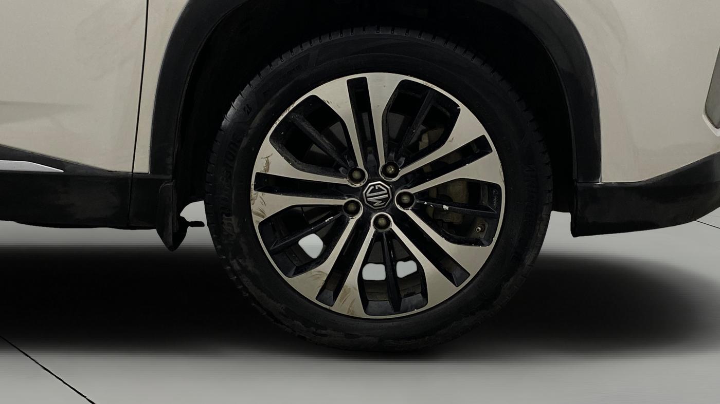 2021 MG HECTOR SHARP 1.5 DCT PETROL, Petrol, Automatic, 65,789 km, Right Front Wheel