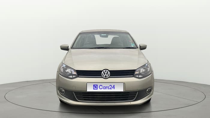 2013 Volkswagen Vento HIGHLINE 1.6 MPI, Petrol, Manual, 70,981 km, Front