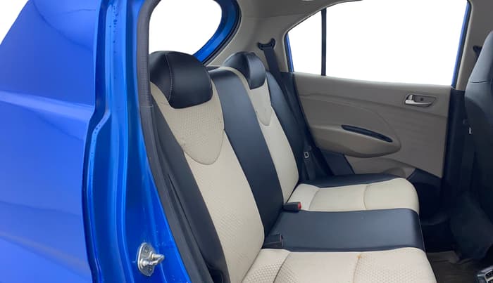 2018 Hyundai NEW SANTRO SPORTZ CNG, CNG, Manual, 1,25,446 km, Right Side Rear Door Cabin