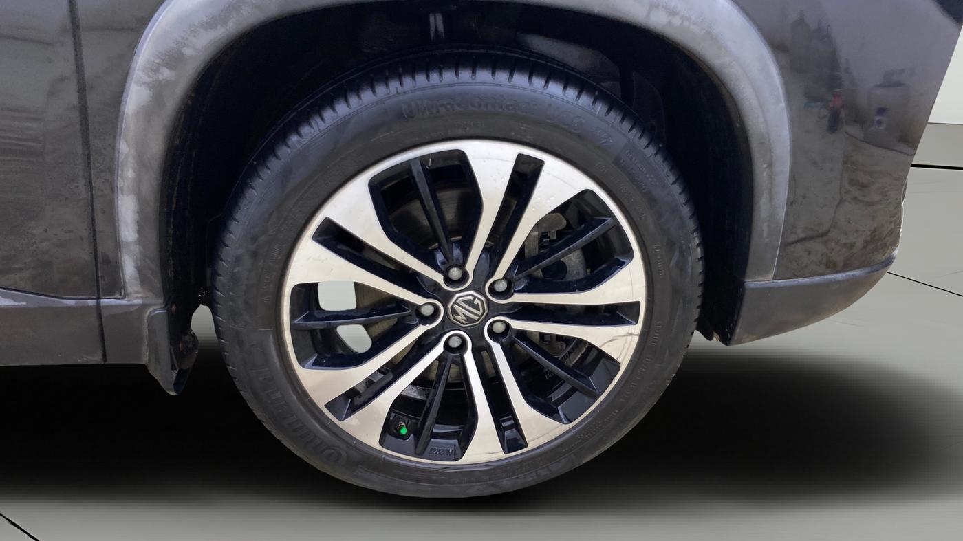 2021 MG HECTOR PLUS SHARP 1.5 PETROL TURBO DCT 6-STR, Petrol, Automatic, 46,498 km, Right Front Wheel