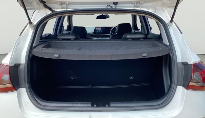 2021 Hyundai NEW I20 Asta (O) 1.0 Turbo DCT Dual Tone, Petrol, Automatic, 58,948 km, Boot Open Zoomed View