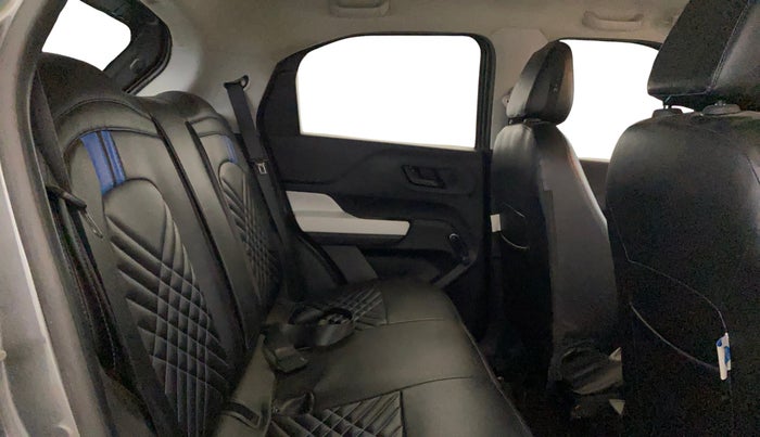 2022 Tata PUNCH PURE MT, Petrol, Manual, 36,416 km, Right Side Rear Door Cabin