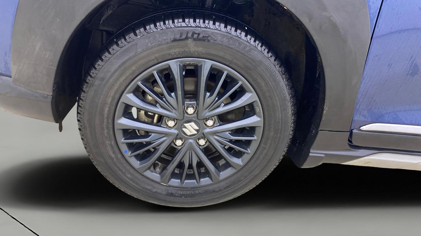 2022 Maruti XL6 ALPHA AT, Petrol, Automatic, 56,295 km, Left Front Wheel