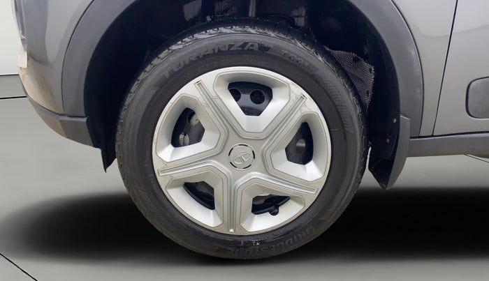 2022 Tata NEXON XM SUNROOF PETROL, Petrol, Manual, 16,608 km, Left Front Wheel