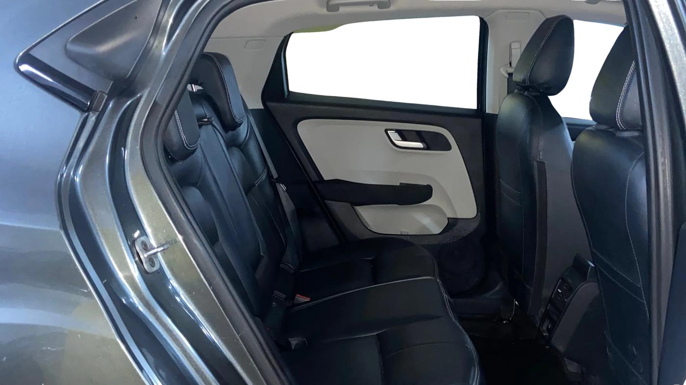 2025 Tata ALTROZ XZ PLUS PETROL, Petrol, Manual, 9,170 km, Right Side Rear Door Cabin