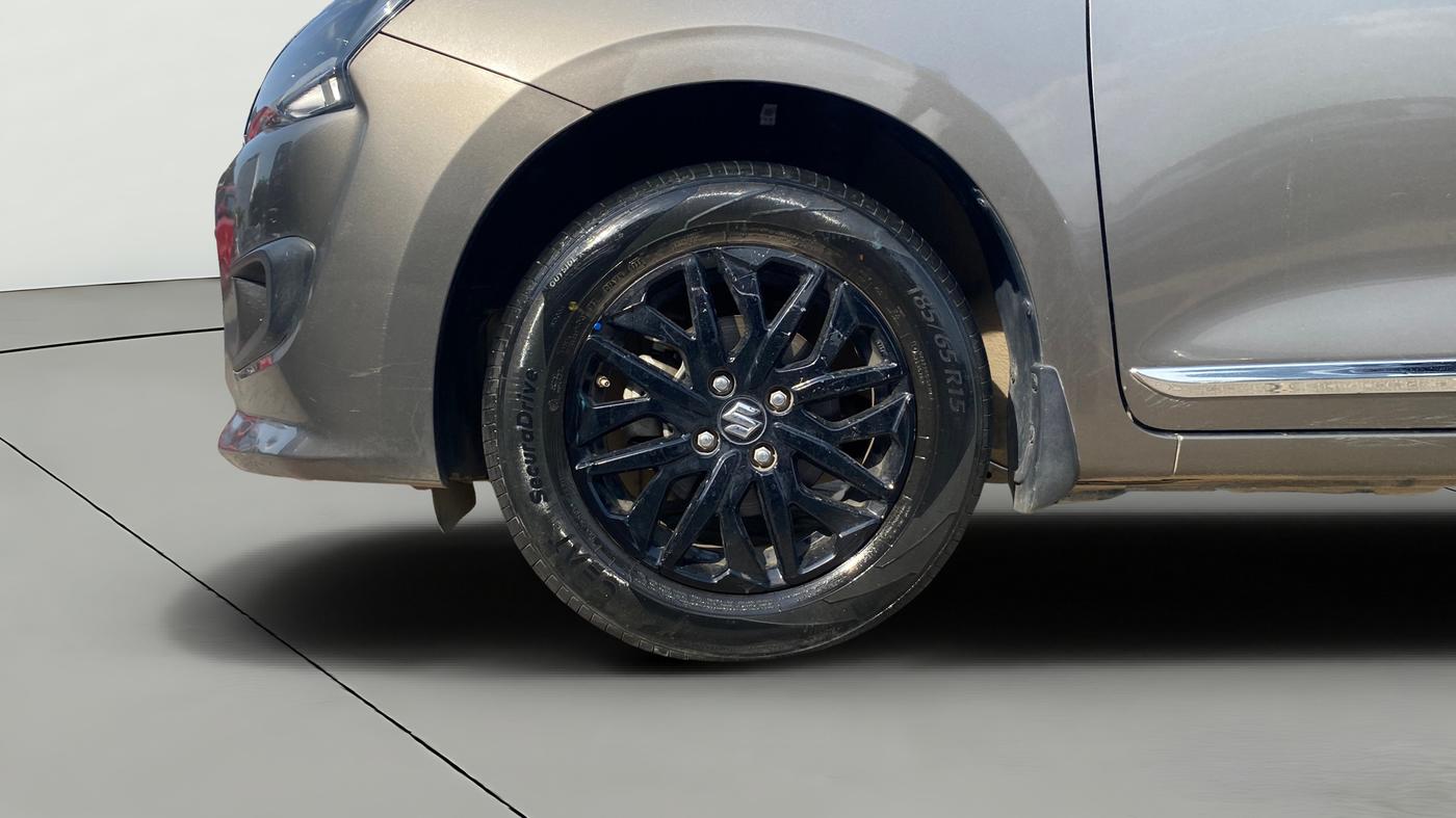2025 Maruti Dzire ZXi AMT, Petrol, Automatic, 9,107 km, Left Front Wheel