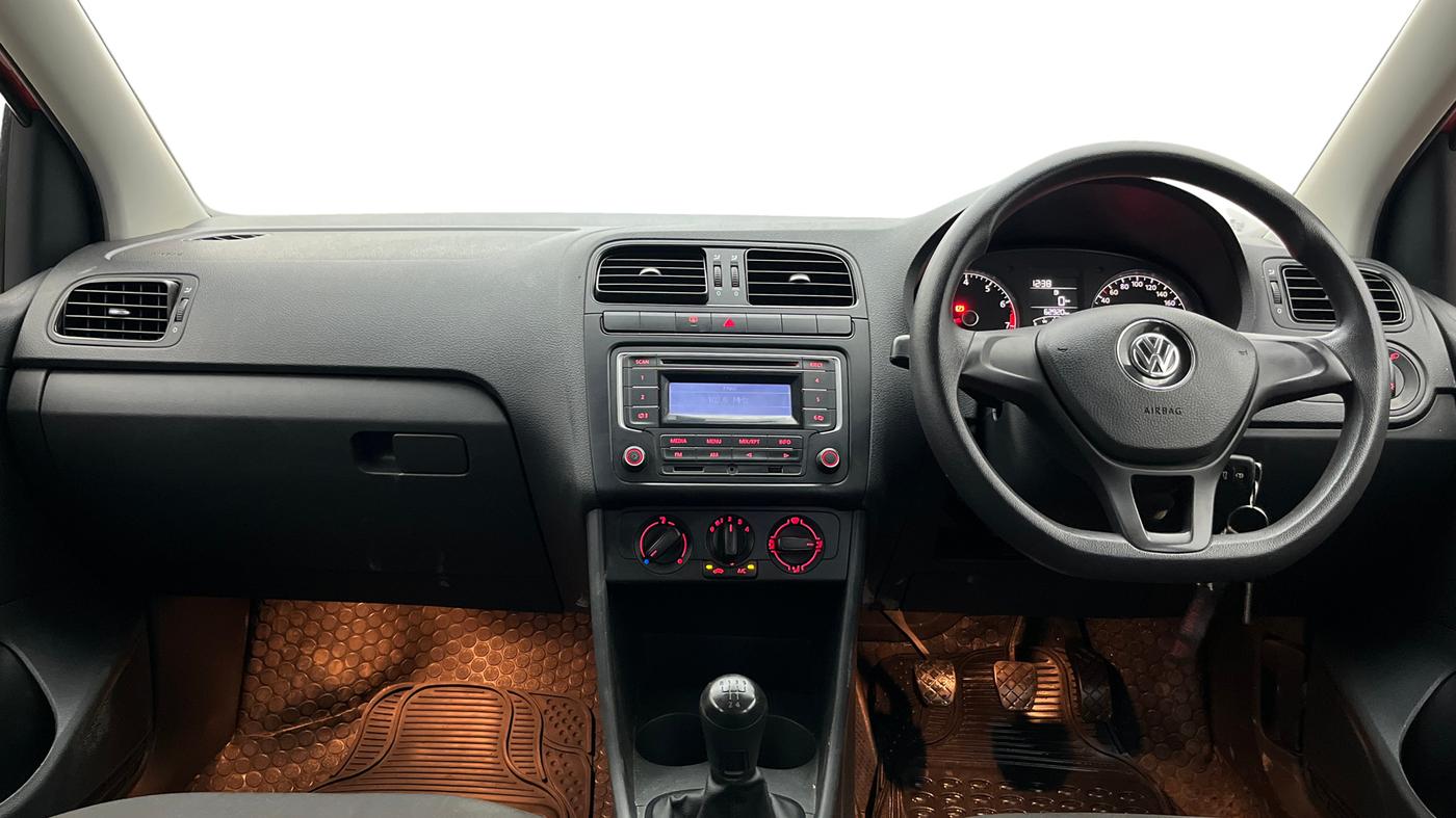 2015 Volkswagen Polo COMFORTLINE 1.2L, Petrol, Manual, 62,856 km, Dashboard