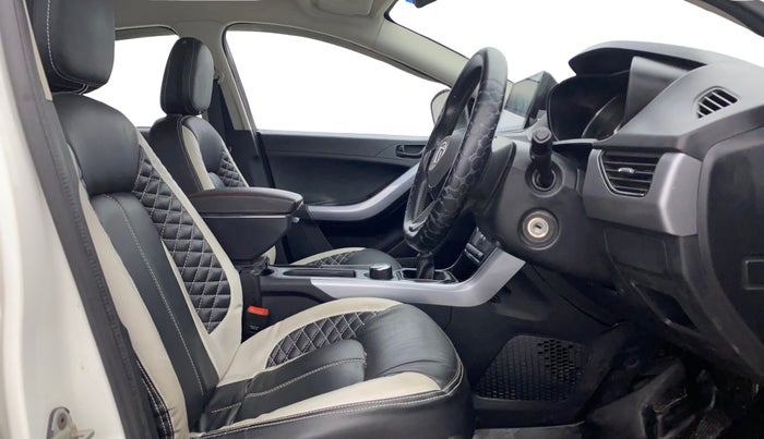 2020 Tata NEXON XM PETROL, Petrol, Manual, 70,532 km, Right Side Front Door Cabin