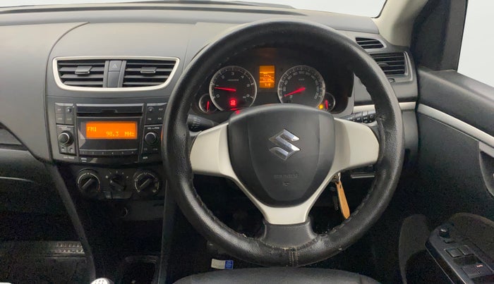 2016 Maruti Swift VDI (O), Diesel, Manual, 71,109 km, Steering Wheel Close Up