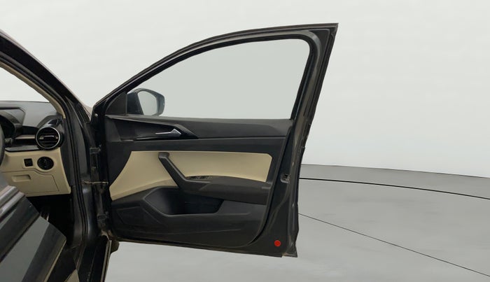 2022 Skoda SLAVIA AMBITION 1.0L TSI MT, Petrol, Manual, 39,196 km, RHS Front Door