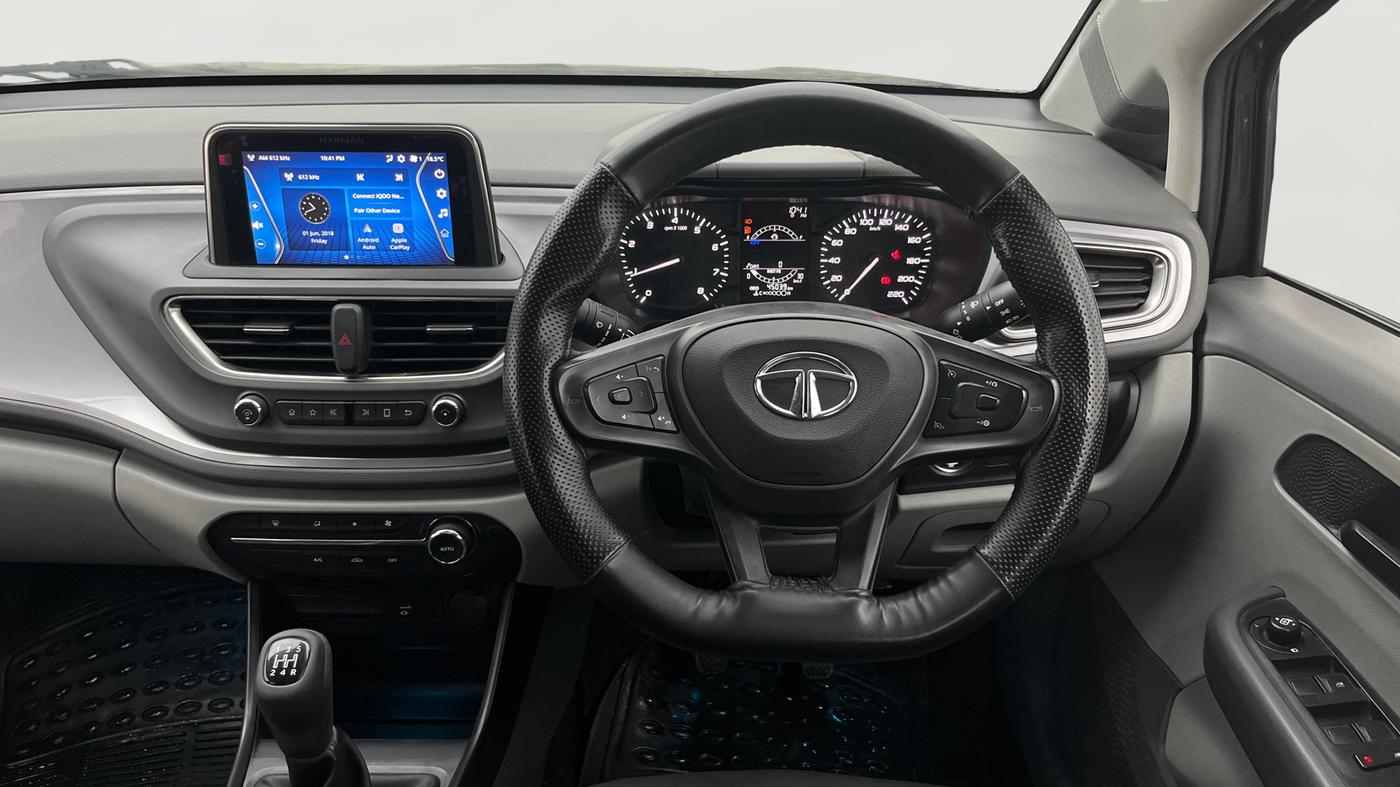 2020 Tata ALTROZ XT PETROL, Petrol, Manual, 45,038 km, Steering Wheel Close Up