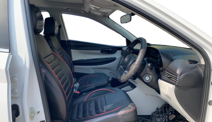 2024 Hyundai NEW I20 Sportz (O) 1.2, Petrol, Manual, 11,965 km, Right Side Front Door Cabin