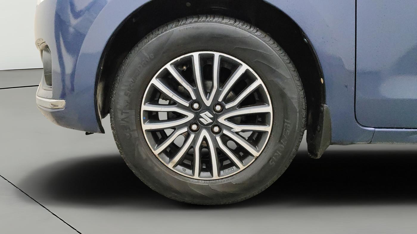 2017 Maruti Dzire ZDI PLUS AMT, Diesel, Automatic, 1,37,821 km, Left Front Wheel