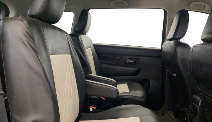 2023 Maruti XL6 ZETA MT, Petrol, Manual, 39,004 km, Right Side Rear Door Cabin